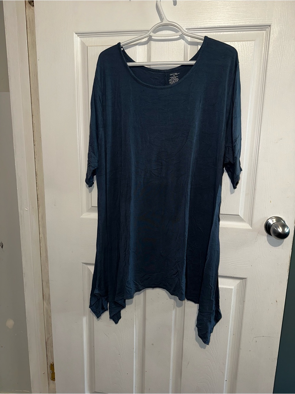 George Women’s Medium blue Asymmetrical Scoop Neck Top